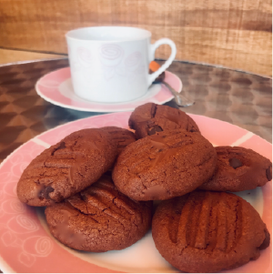 Soft Baked Chocolate Chip Cookies